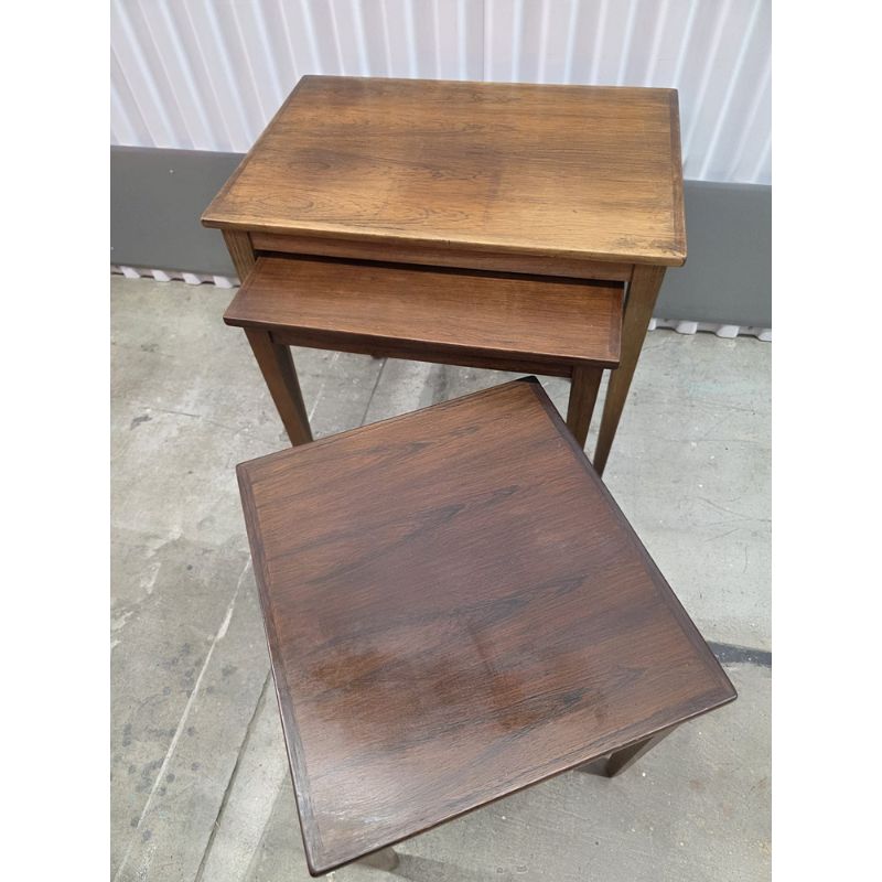 Ensemble de 3 tables gigognes en bois style rétro